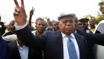 Etienne Tshisekedi lors de son arrivée à l'église Notre-Dame à Kinshasa, en juin 2012, pour un meeting de son parti l'UDPS. AFP PHOTO / JUNIOR DIDI KANNAH