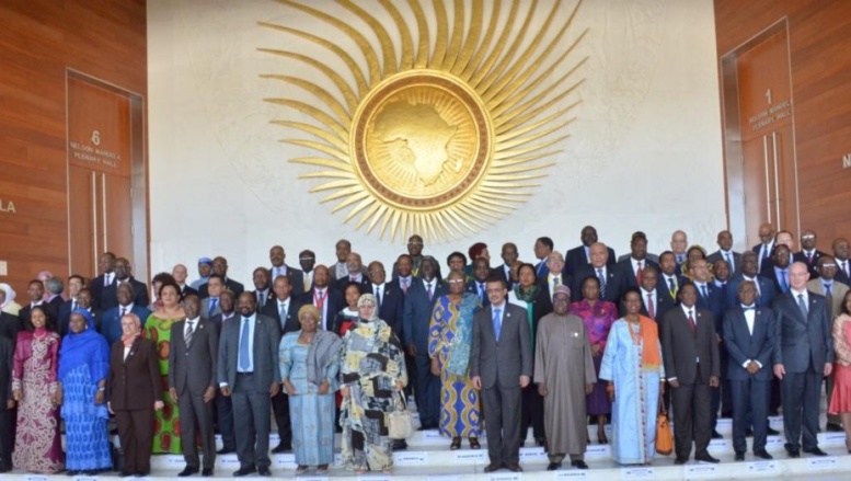 Photo de famille, lors de l'ouverture de la session ordinaire du conseil des ministres de l'Union africaine, le 26 janvier 2015, à Addis-Abeba