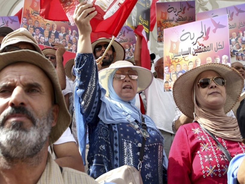 Tunisie: les familles des prisonniers politiques s'activent pour obtenir leur libération