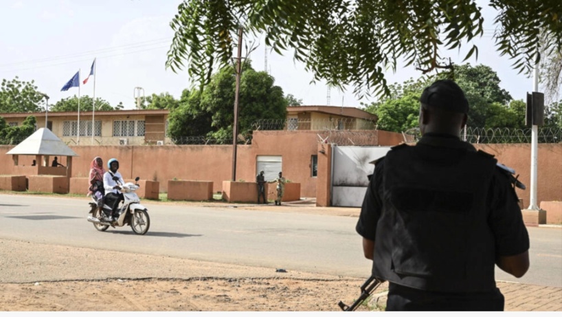 L’ambassadeur de France au Niger a quitté le pays, après des semaines de tensions