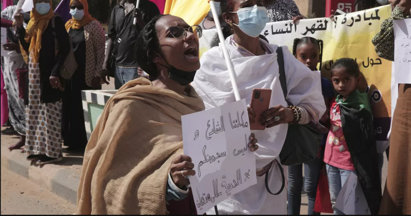 Guerre au Soudan: l'armée prend peu à peu le dessus, le pays au bord de l'abîme humanitaire