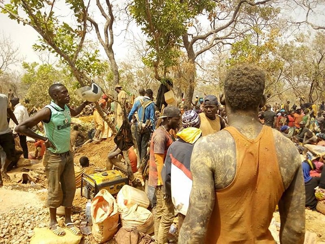 Saraya : destruction de sites d'orpaillage clandestins le long de la Falémé