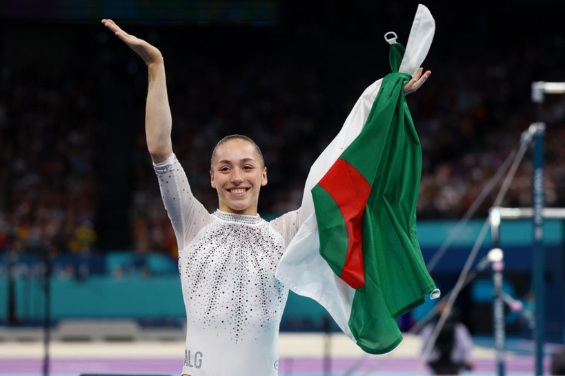 JO 2024 : l'Algérienne Kaylia Nemour remporte l'or aux barres asymétriques