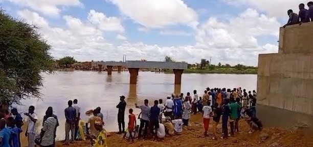 Chavirement d'une pirogue : les noms  des victimes connus