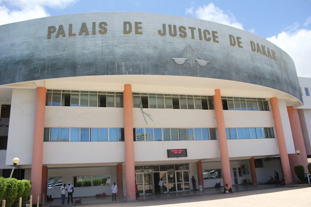 Tribunal de Dakar : il vole 15 millions de F CFA à son patron pour financer son mariage et écope six (6) mois de prison