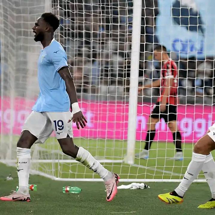 Serie A : Boulaye Dia marque lors de sa première titularisation, la Lazio Rome accroche l'AC Milan