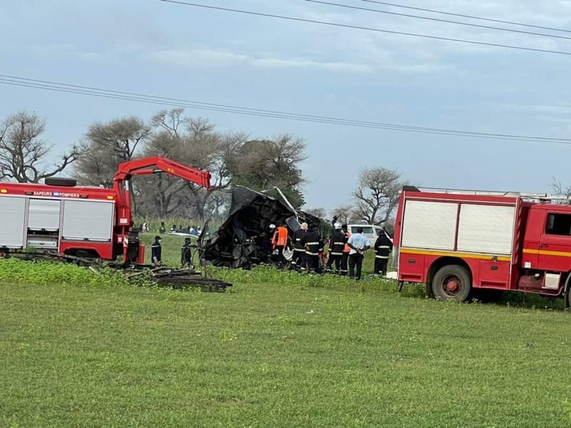 Urgent – Grave accident à Ndiama Fall (Thiès) : 16 morts et 22 blessés dans une collision entre un camion et un bus