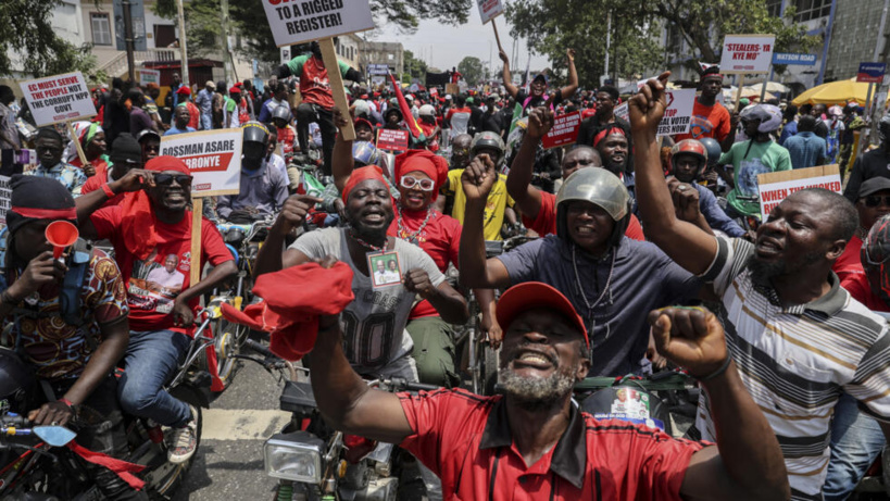 Ghana: l'opposition manifeste à trois mois de la présidentielle et réclame un audit de la Commission électorale