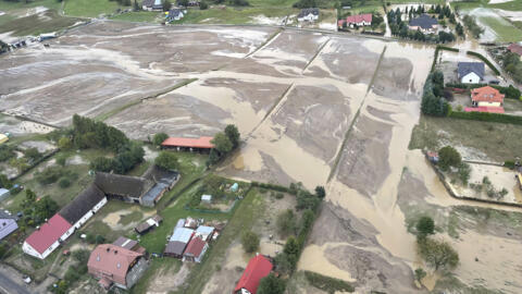 Japon: évacuations en masse en raison de risques d'inondations dans le centre du pays