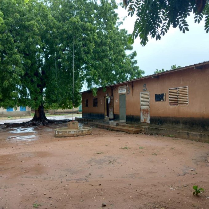 Ouverture des classes : les professeurs du lycée de Malika déplorent les conditions de travail et boycottent la rentrée