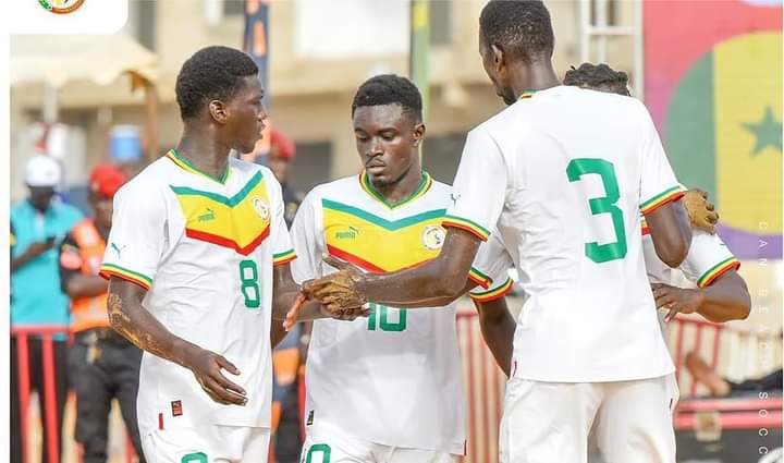 CAN Beach Soccer : le Sénégal bat encore l'Égypte, décroche une finale et une place en Coupe du monde