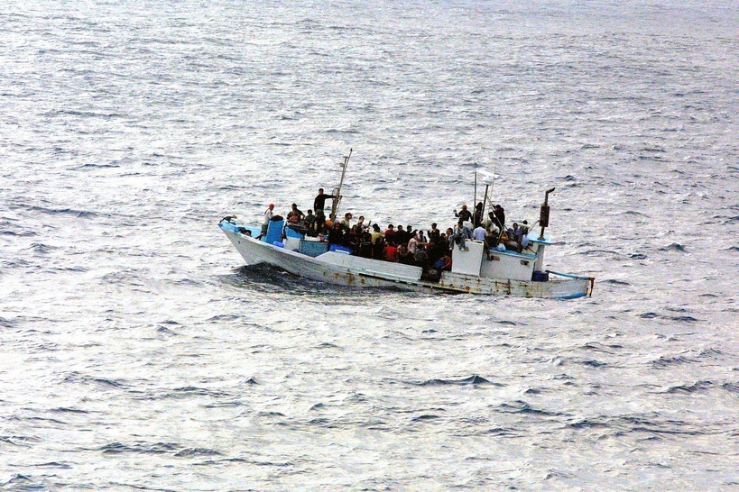 Comores: émotion et accusations après le naufrage d’un bateau de migrants ayant fait au moins 25 morts