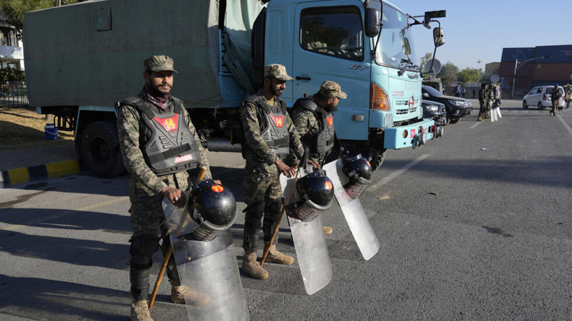 Pakistan: à Islamabad, l'opposition dispersée après sa démonstration de force