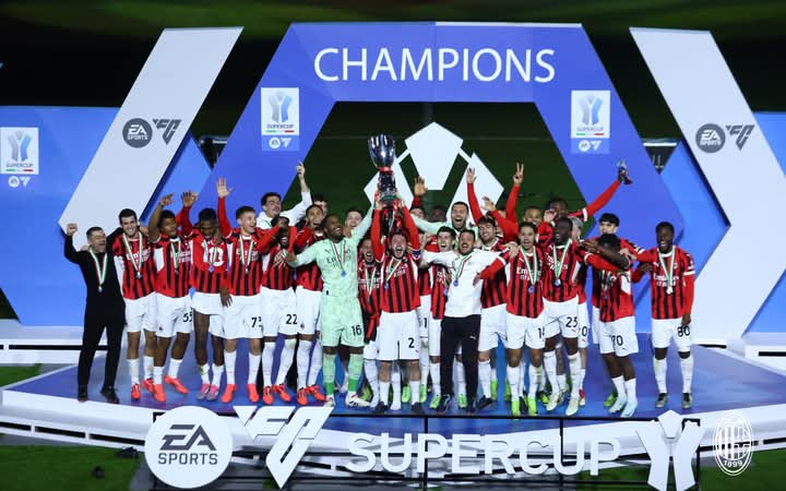 Foot : Le Milan AC s’impose 3-2 face à l’Inter et remporte la Supercoupe d’Italie