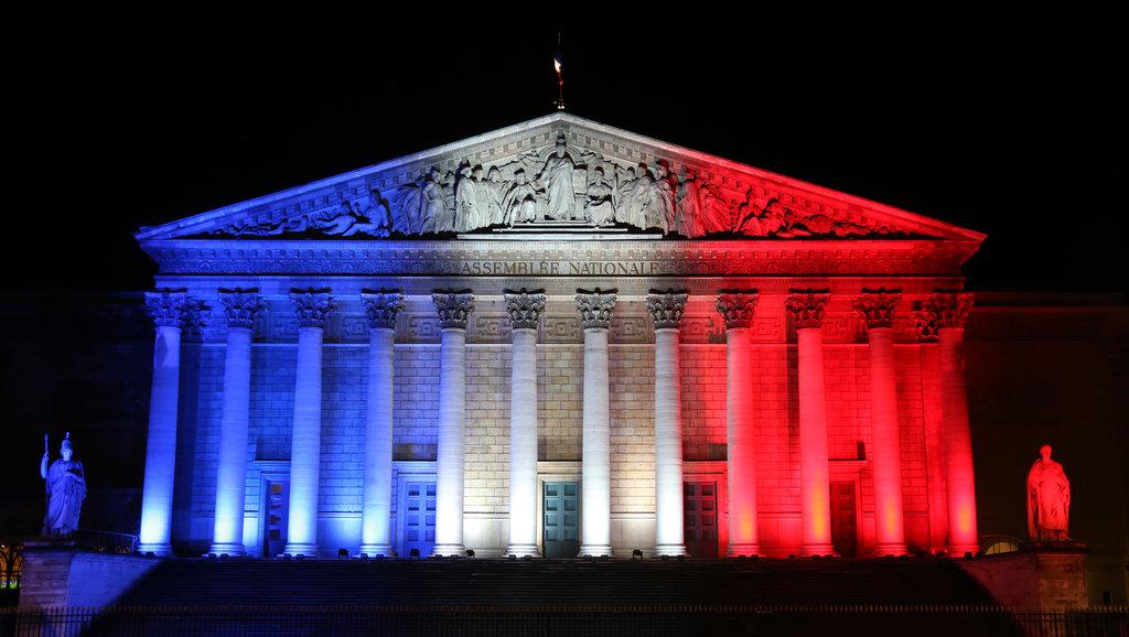 Législatives françaises: un renouvellement sans précédent attendu à l'Assemblée