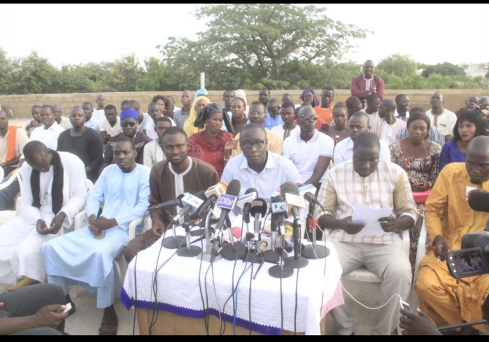 Les jeunes de la Cojer de Touba accusent Bby sans le savoir : "Des milliers de cartes d'électeur ont été emportées de la maison de..."