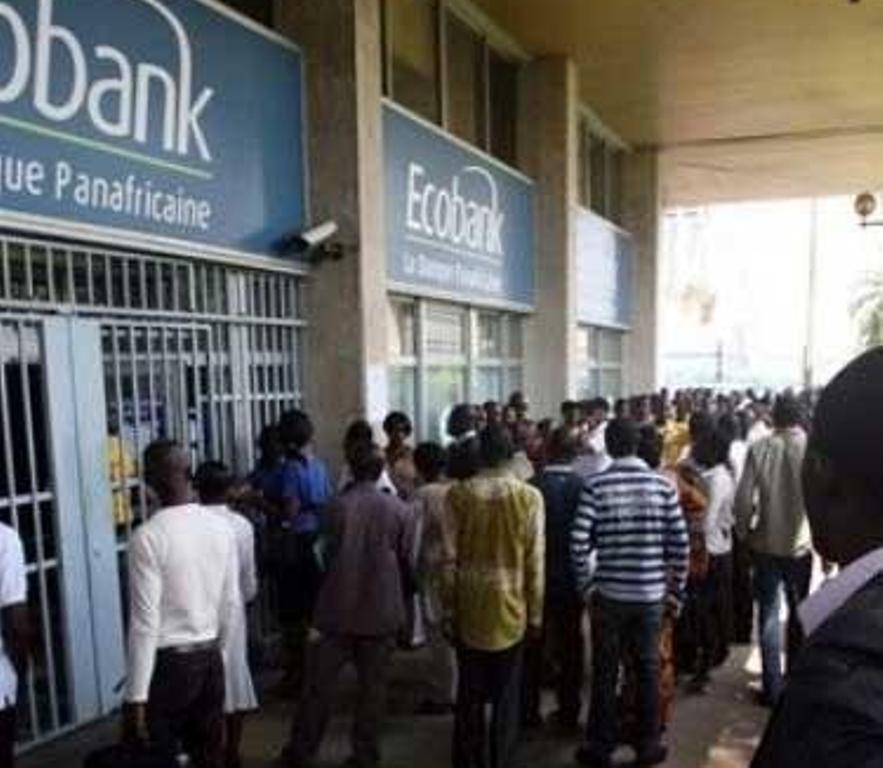 ​Retards de paiement des salaires : les fonctionnaires logés Ecobank en rogne  