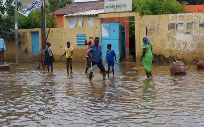 Ouverture des classes: les pluies orageuses la nuit d’hier compromettent le « Ubi tay Jang tay* »