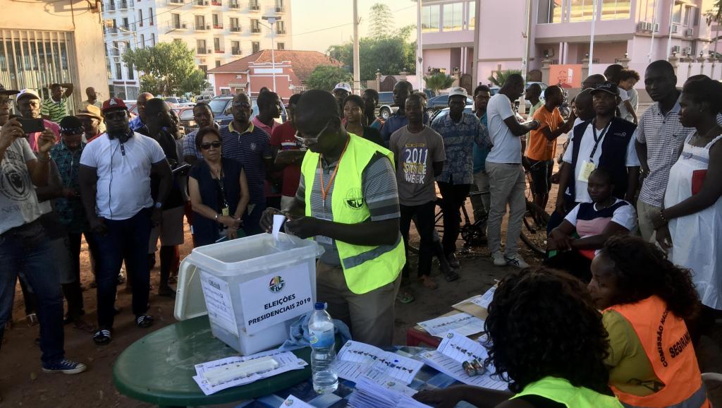 Guinée-Bissau: après un vote sans incident majeur, l'attente des résultats