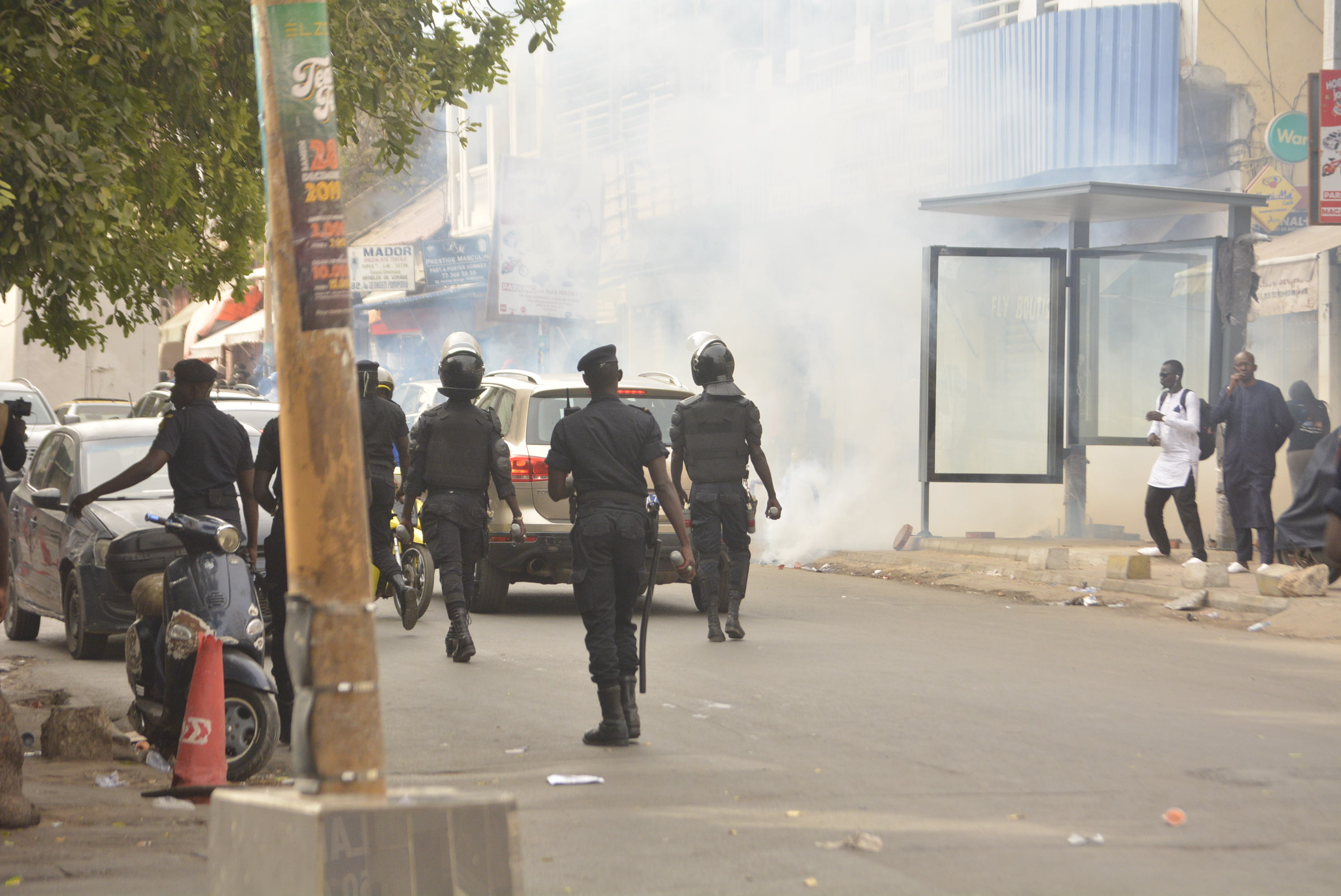 Retour en images sur un après-midi électrique au centre-ville de Dakar