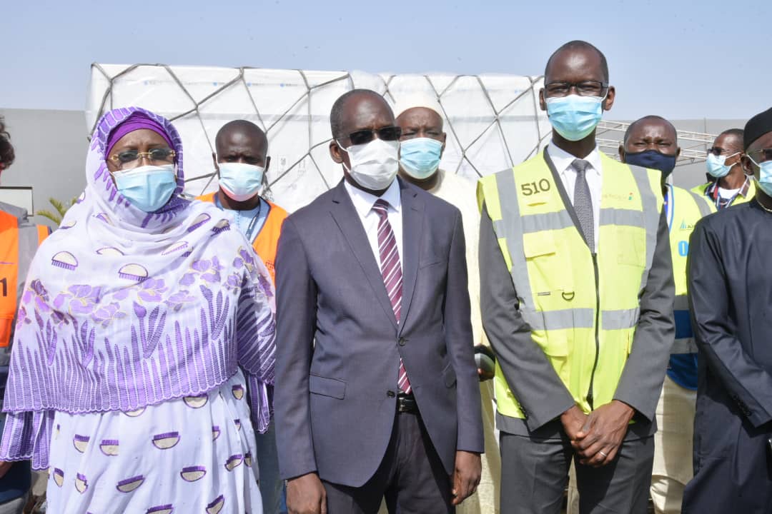 Sénégal: les 18 ans désormais autorisés à se vacciner contre la Covid-19