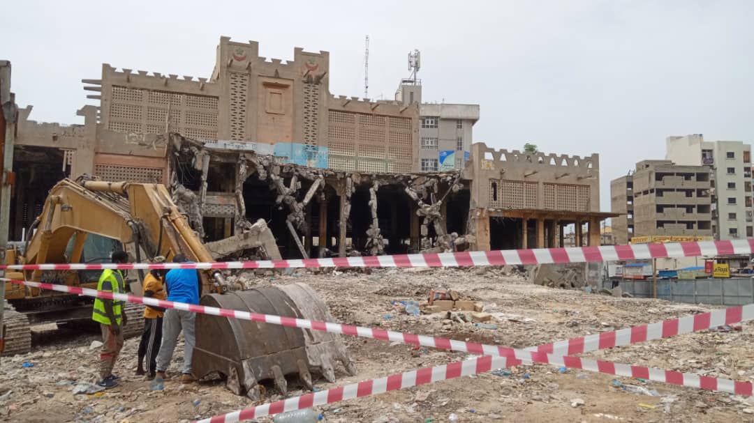 ​Démolition du marché Sandaga: les commerçants délogés exigent des précisions sur la reconstruction  