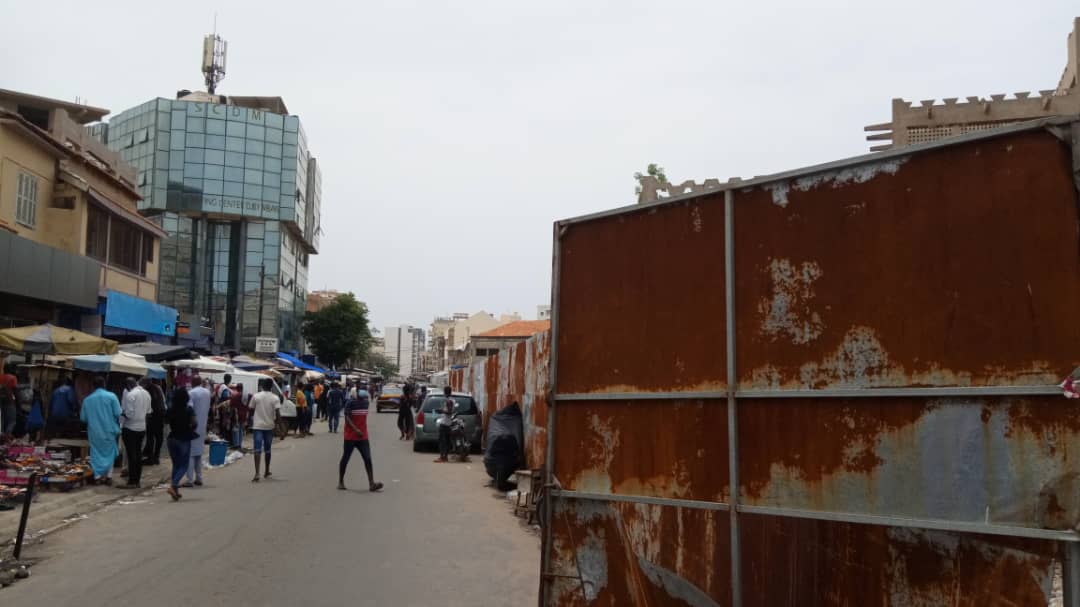 ​Démolition du marché Sandaga: les commerçants délogés exigent des précisions sur la reconstruction  