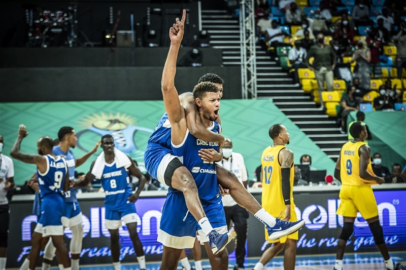 Afrobasket 2021 : le Cap-Vert et la Tunisie qualifiés pour les quarts de finale, le Rwanda joue les barrages