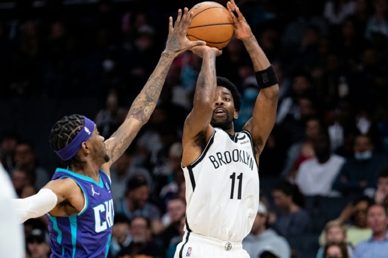 NBA: portés par 50 points d'Irving, les Nets goûtent à nouveau la victoire