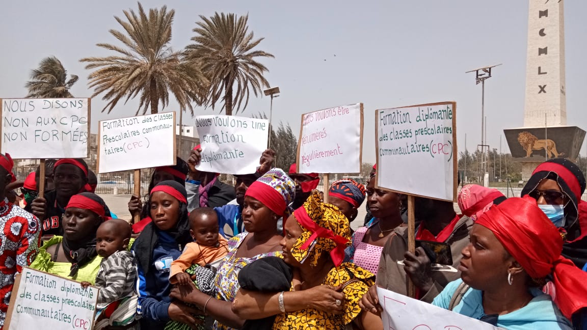 Sénégal : des enseignants bénévoles exigent leur intégration dans la fonction publique