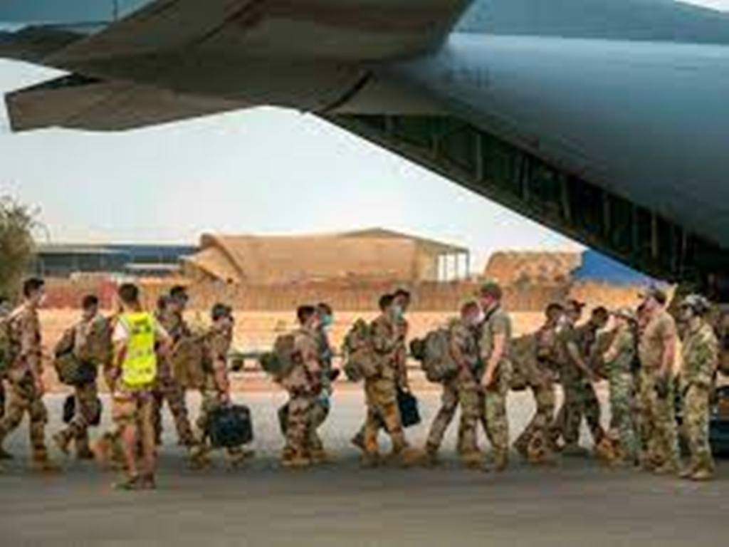 Après le départ de Barkhane et Takuba, l’UE gardera-t-elle ses missions au Mali?