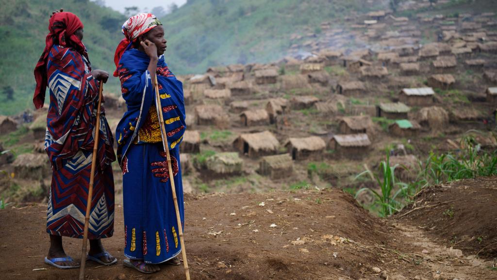 Deux femmes congolaises dans un camp de déplacés à Katoyi, dans le territoire de Masisi, dans le Nord-Kivu, le 4 juin 2012