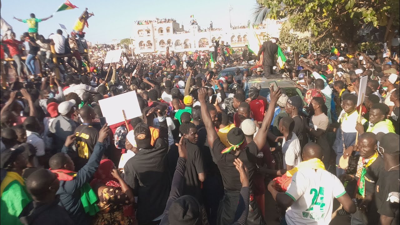 Vidéo Arrivée De Ousmane Sonko à Keur Massar La Foule De Patriotes