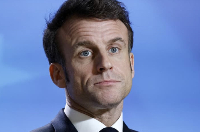 La Popularité D'Emmanuel Macron Au Plus Bas Depuis Trois Ans, Selon Un ...