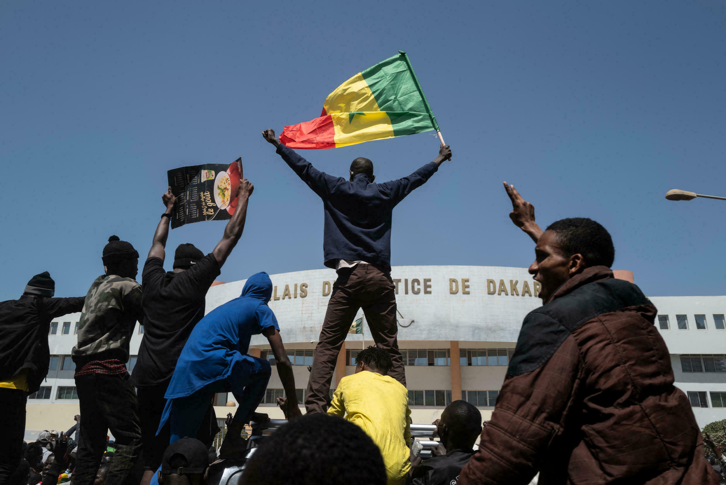 TRIBUNE: A violence d'Etat à l'assaut de la démocratie