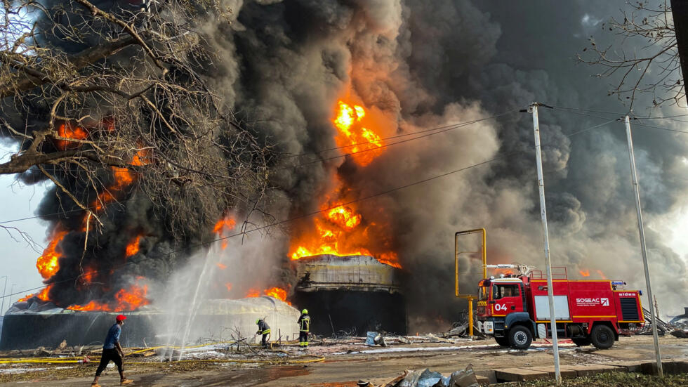 Guinée: après l’explosion du principal dépôt, l’approvisionnement en carburants en question