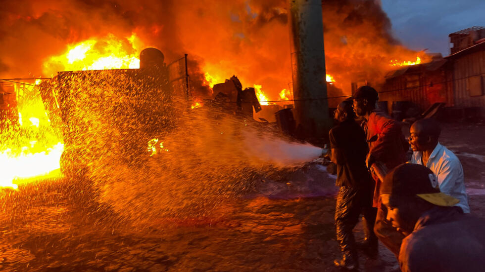 Explosion d'un camion-citerne au Kenya: la colère des riverains du quartier d’Embakasi