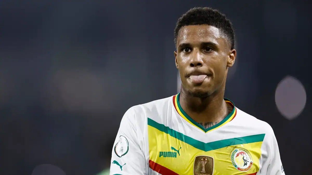 Ismail Jakobs explique pourquoi il a choisi de jouer pour le Sénégal