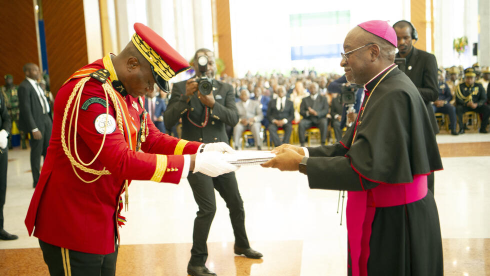 Gabon: quelles suites après la remise des conclusions du dialogue national