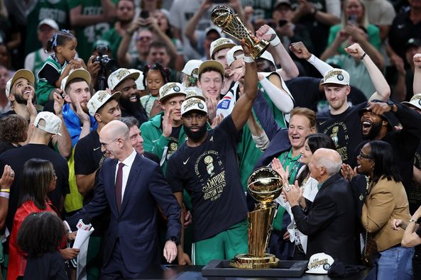 NBA : 18e titre record pour Boston, triomphe de la génération Tatum-Brown