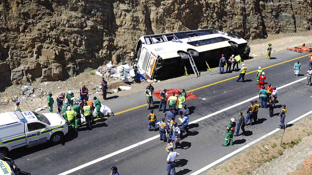 news Afrique du Sud : 12 écoliers meurent dans un accident de minibus