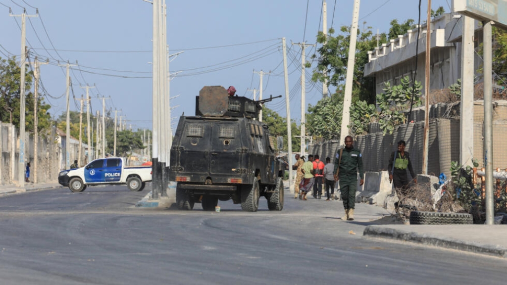 Somalie: un attentat tue plusieurs personnes dans un café de Mogadiscio