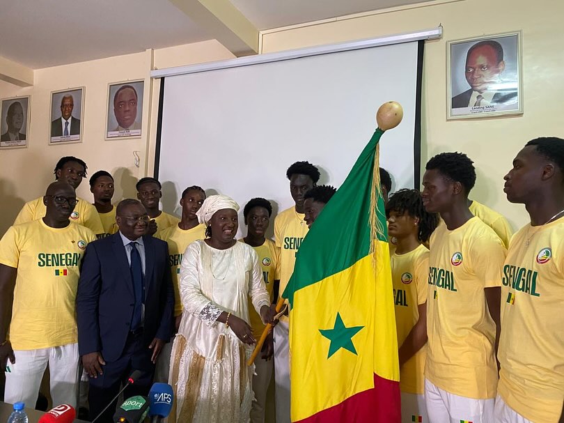 Afrobasket U18 – Remise du drapeau national : Khady Diène Gaye galvanise les « Lionceaux »