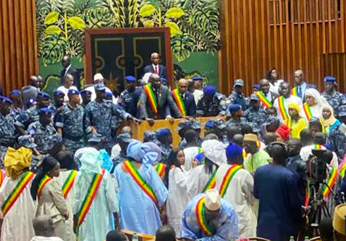 Assemblée nationale : Amadou Ba rue dans les brancards contre les députés de BBY 