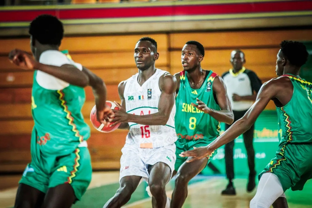 Afrobasket U18 masculin : le Sénégal en quête d'une place en finale et au Mondial contre le Mali