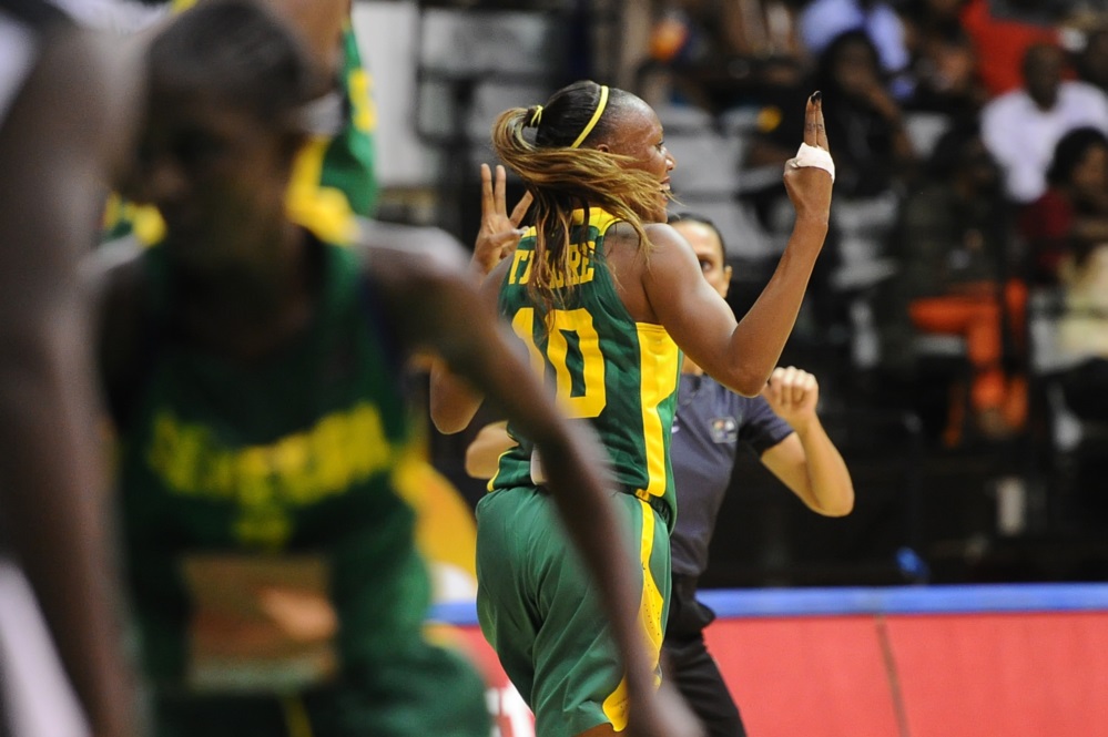 Afrobasket féminin 2015 1/2 Sénégal 56-54 Angola: les "Lionnes" sont en finale 