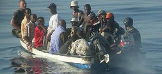 Immigration clandestine : une pirogue avec à son bord 174 personnes accoste à El Hierro