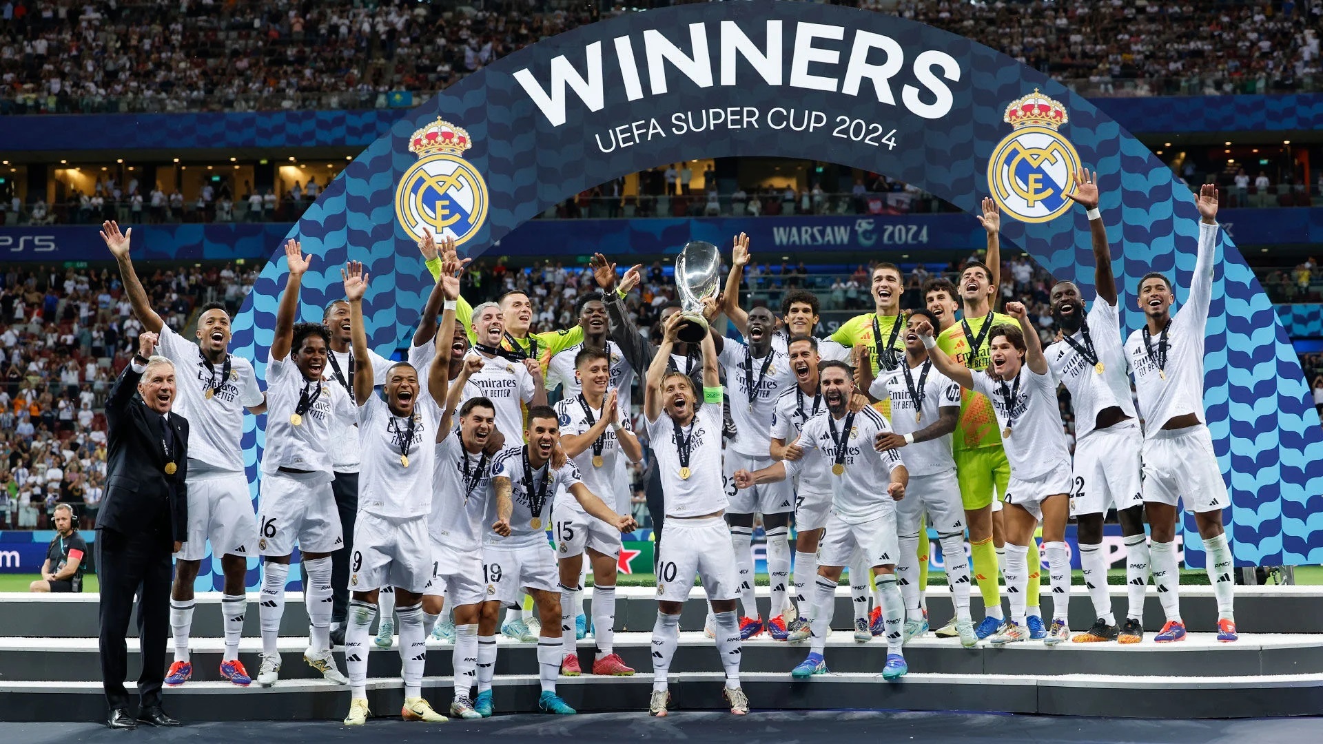 Foot : le Real Madrid remporte le trophée de club masculin de l’année 2024