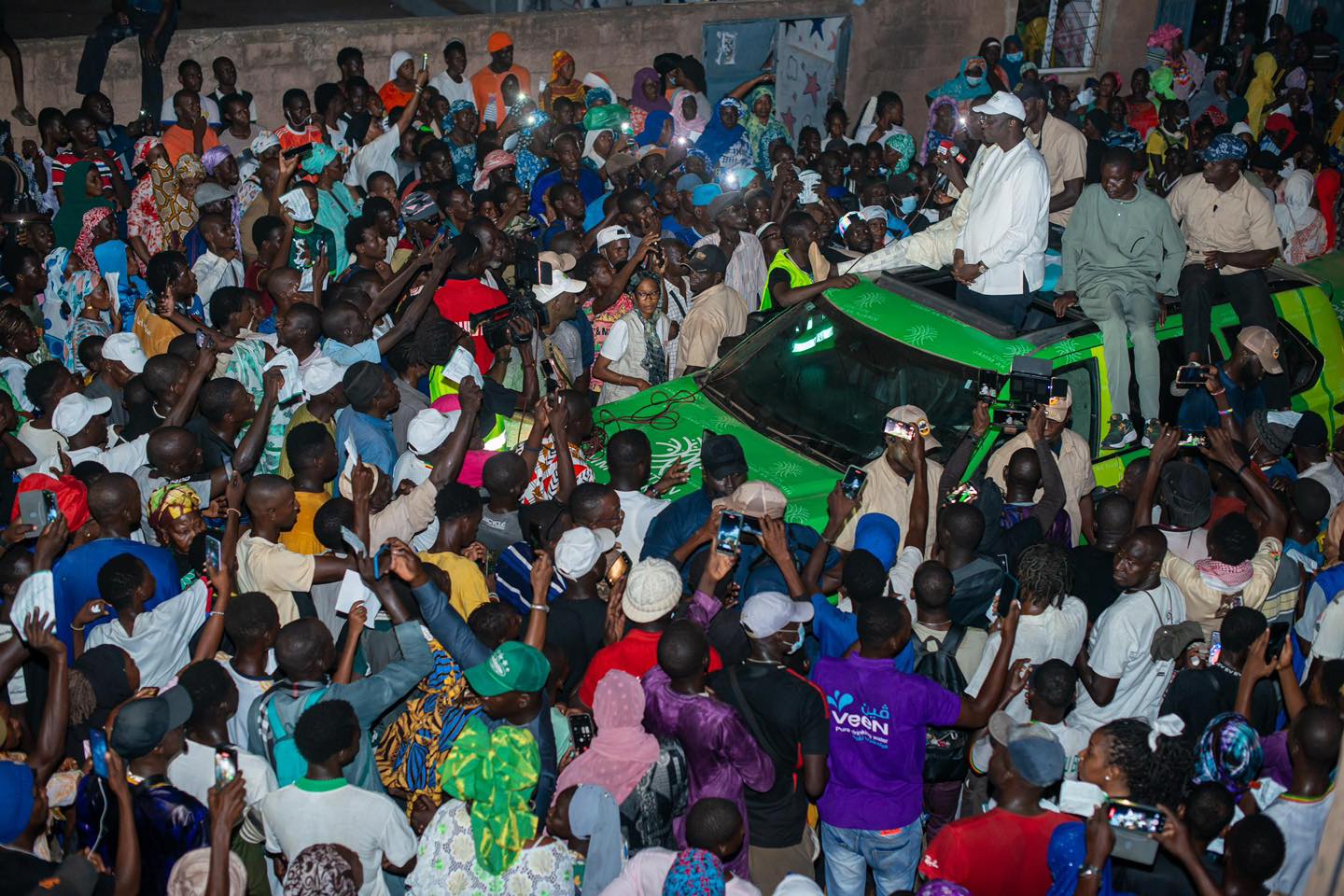 Campagne électorale à Kédougou : Amadou Ba accueilli en héros, appelle à l’unité pour le développement de la région