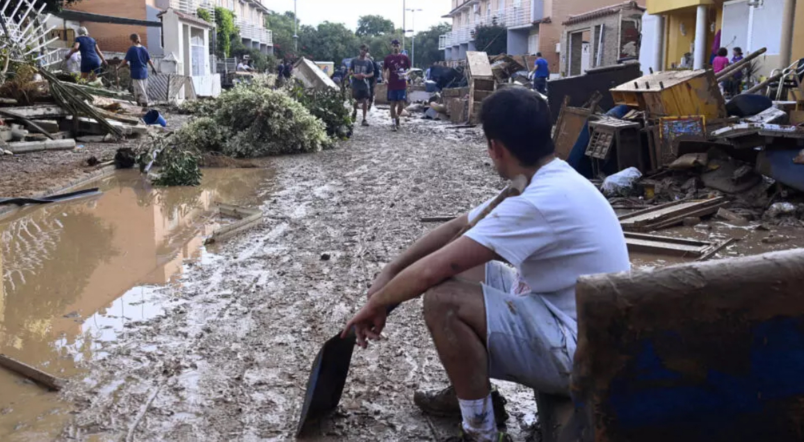 Inondations en Espagne : le bilan humain dépasse les 200 morts